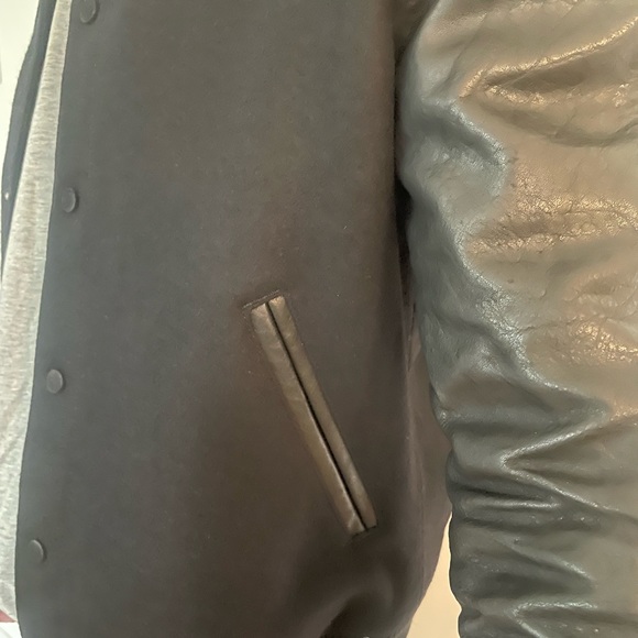 ALL SAINTS Manta Leather Sleeved Bomber Jacket - Size Medium - NWTIB - Picture 2 of 10